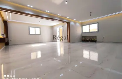 Apartment - 3 Bedrooms - 3 Bathrooms for sale in Gate 1 - Khofo - Hadayek El Ahram - Giza