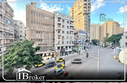 Apartment - 3 Bedrooms - 1 Bathroom for sale in Victor Emanuel Al Thaleth St. - Smouha - Hay Sharq - Alexandria