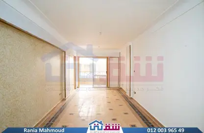 Apartment - 2 Bedrooms - 1 Bathroom for sale in Miami - Hay Awal El Montazah - Alexandria