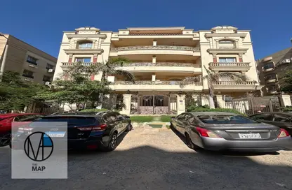 Apartment - 3 Bedrooms - 2 Bathrooms for sale in American University Housing District - 5th Settlement Compounds - The 5th Settlement - New Cairo City - Cairo