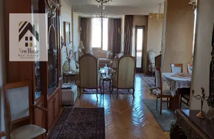 Apartment - 3 Bedrooms - 3 Bathrooms for sale in Al Nasr St. - El Laselky - New Maadi - Hay El Maadi - Cairo