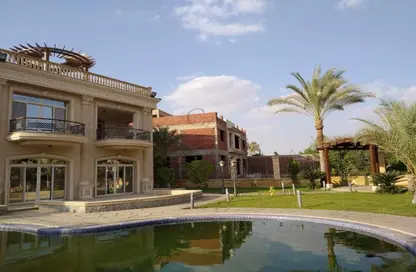 Villa - 6 Bedrooms - 6 Bathrooms for sale in Al Shorouk 2000 - El Shorouk Compounds - Shorouk City - Cairo