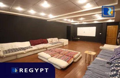 Office Space - Studio - 2 Bathrooms for rent in Street 209 - Degla - Hay El Maadi - Cairo