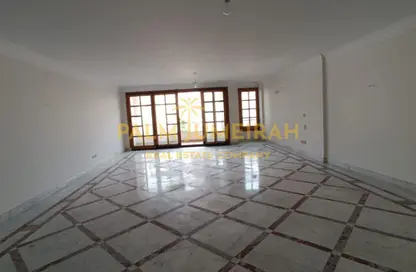 Apartment - 3 Bedrooms - 3 Bathrooms for sale in Al Ekbal St. - Laurent - Hay Sharq - Alexandria