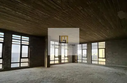 Whole Building - Studio - 1 Bathroom for sale in District 5 - 5th Settlement Compounds - The 5th Settlement - New Cairo City - Cairo