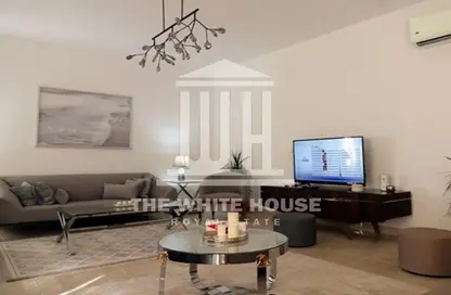 Apartment - 3 Bedrooms - 3 Bathrooms for sale in Moon Residences - Fifth Square - The 5th Settlement - New Cairo City - Cairo