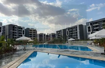 Apartment - 3 Bedrooms - 2 Bathrooms for sale in Sun Capital - Fayoum Desert road - 6 October City - Giza