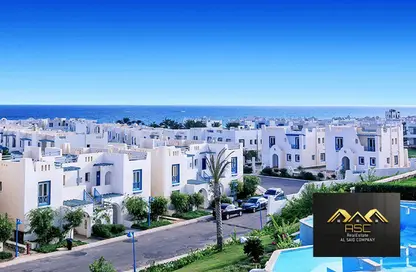 Chalet - 2 Bedrooms - 2 Bathrooms for sale in Mountain View - Ras Al Hekma - North Coast