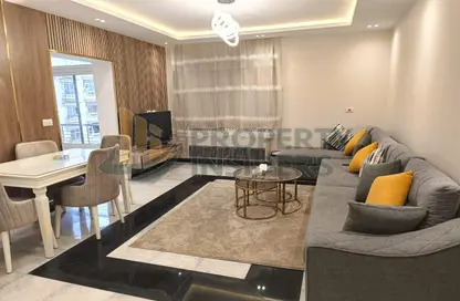 Apartment - 3 Bedrooms - 2 Bathrooms for rent in Abou Al Karamat St. - Al Agouza - Giza