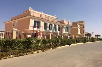 Villa - 4 Bedrooms - 3 Bathrooms for sale in Cleopatra Palace - 5th District - Shorouk City - Cairo