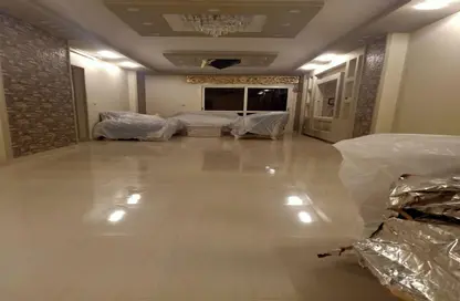 شقة - 3 غرف نوم - 2 حمامات للبيع في طريق المريوطيه - منشأة البكاري - فيصل - حي الهرم - الجيزة