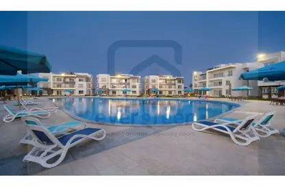 Chalet - 2 Bedrooms - 1 Bathroom for sale in Sea View - Ras Al Hekma - North Coast