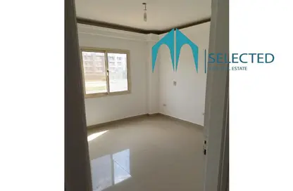 Apartment - 2 Bedrooms - 2 Bathrooms for sale in New Giza - Cairo Alexandria Desert Road - 6 October City - Giza