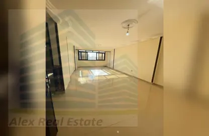 Apartment - 3 Bedrooms - 1 Bathroom for rent in Omar Lotfy St. - Ibrahimia - Hay Wasat - Alexandria