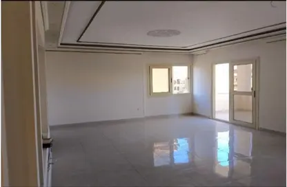 Apartment - 3 Bedrooms - 3 Bathrooms for rent in Al Khamayel city - Sheikh Zayed Compounds - Sheikh Zayed City - Giza