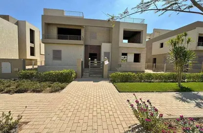 Villa - 5 Bedrooms - 5 Bathrooms for sale in The Crown - Cairo Alexandria Desert Road - 6 October City - Giza