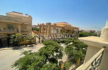 Villa - 5 Bedrooms - 6 Bathrooms for sale in Maxim - The 1st Settlement - New Cairo City - Cairo