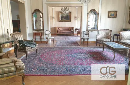 Apartment - 4 Bedrooms - 3 Bathrooms for rent in Al Saleh Ayoub St. - Zamalek - Cairo