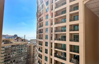 Apartment - 2 Bedrooms - 2 Bathrooms for rent in San Stefano - Hay Sharq - Alexandria