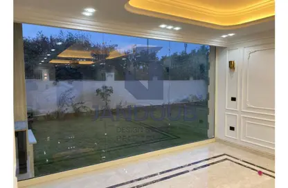 Villa - 5 Bedrooms - 4 Bathrooms for sale in Zizinia Gardens - Ext North Inves Area - New Cairo City - Cairo