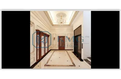 Apartment - 4 Bedrooms - 3 Bathrooms for sale in Area D - Ganoob El Acadimia - New Cairo City - Cairo