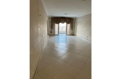 Apartment - 3 Bedrooms - 2 Bathrooms for sale in Abbas Al Akkad St. - 1st Zone - Nasr City - Cairo