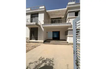 Villa - 4 Bedrooms - 4 Bathrooms for sale in Tag Sultan - Ring Road - Cairo