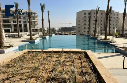 Apartment - 2 Bedrooms - 2 Bathrooms for sale in The Fourteen Golf Residences - Uptown Cairo - Mokattam - Cairo