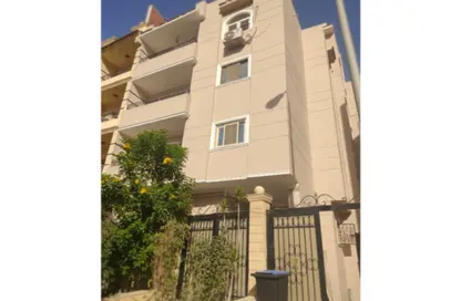 Half Floor - Studio - 1 Bathroom for rent in American University Housing District - 5th Settlement Compounds - The 5th Settlement - New Cairo City - Cairo