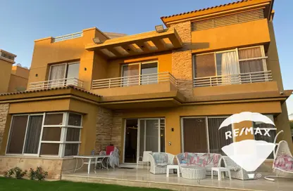 Villa - 4 Bedrooms - 5 Bathrooms for sale in Jeera - 13th District - Sheikh Zayed City - Giza