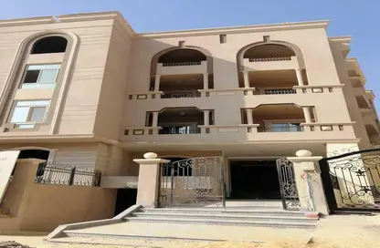 Apartment - 3 Bedrooms - 2 Bathrooms for sale in Beit Al Watan - Sheikh Zayed Compounds - Sheikh Zayed City - Giza