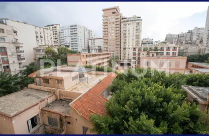 Apartment - 3 Bedrooms - 2 Bathrooms for sale in Al Farid Lian St. - Bolkly - Hay Sharq - Alexandria