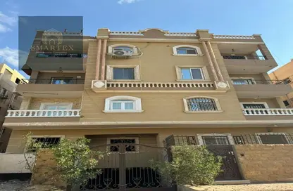 Apartment - 3 Bedrooms - 2 Bathrooms for sale in 2nd Neighborhood - 7th Area - Shorouk City - Cairo