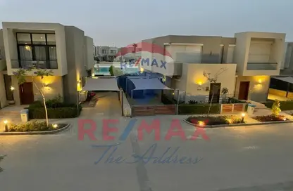 Townhouse - 3 Bedrooms - 3 Bathrooms for sale in Azha - Al Ain Al Sokhna - Suez