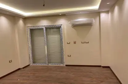 Apartment - 3 Bedrooms - 3 Bathrooms for rent in Mountain View iCity - 5th Settlement Compounds - The 5th Settlement - New Cairo City - Cairo