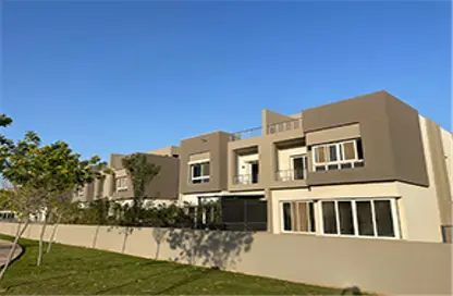 Twin House - 5 Bedrooms - 4 Bathrooms for sale in Etapa - Sheikh Zayed Compounds - Sheikh Zayed City - Giza