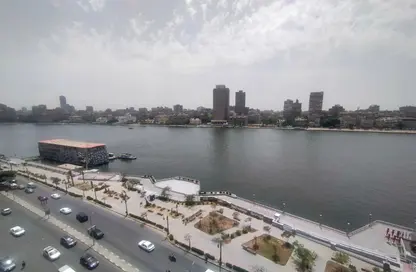 Apartment - 7 Bedrooms - 3 Bathrooms for sale in Nile Corniche St. - Garden City - Cairo