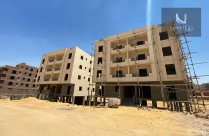 Apartment - 3 Bedrooms - 2 Bathrooms for sale in Bait Alwatan - The 5th Settlement - New Cairo City - Cairo