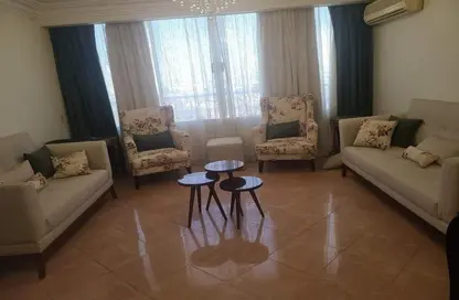 Apartment - 3 Bedrooms - 1 Bathroom for rent in Hassan Aflaton St. - Masaken Al Mohandesin - Nasr City - Cairo