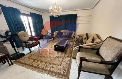 Apartment - 3 Bedrooms - 3 Bathrooms for rent in Dr Ismail Wahbi St. - 10th Zone - Nasr City - Cairo