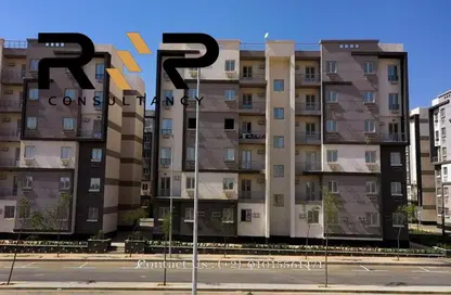 Apartment - 3 Bedrooms - 2 Bathrooms for sale in Sakan - Ext North Inves Area - New Cairo City - Cairo