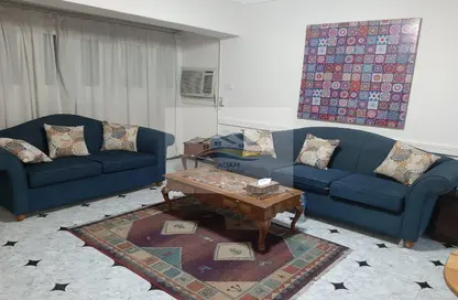 Apartment - 2 Bedrooms - 1 Bathroom for rent in Al Nasr St. - El Laselky - New Maadi - Hay El Maadi - Cairo