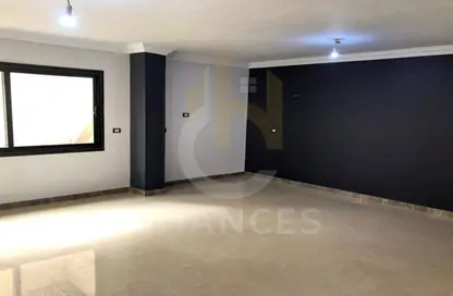 Apartment - 2 Bedrooms - 1 Bathroom for sale in El Banafseg 9 - El Banafseg - New Cairo City - Cairo