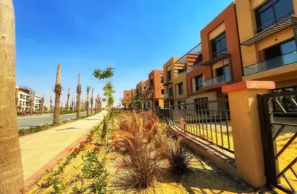 Villa - 5 Bedrooms - 4 Bathrooms for sale in New Giza - Cairo Alexandria Desert Road - 6 October City - Giza