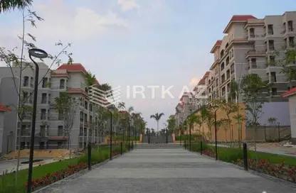 Apartment - 3 Bedrooms - 2 Bathrooms for sale in Mohamed Naguib Axis - Abou El Houl - New Cairo City - Cairo