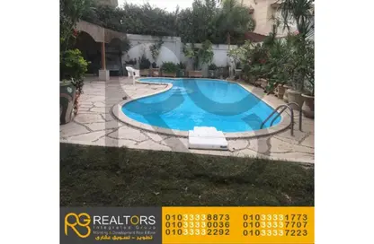 Villa - 5 Bedrooms - 7 Bathrooms for sale in Royal City - Sheikh Zayed Compounds - Sheikh Zayed City - Giza