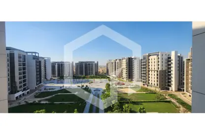 Apartment - 3 Bedrooms - 4 Bathrooms for sale in Village Views - Zed Towers - Sheikh Zayed Compounds - Sheikh Zayed City - Giza