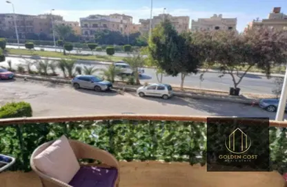 Apartment - 4 Bedrooms - 3 Bathrooms for sale in Al Sheikh Abdel Galil Eissa St. - El Banafseg 8 - El Banafseg - New Cairo City - Cairo