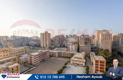 Apartment - 3 Bedrooms - 3 Bathrooms for sale in Malak Hefny St. - Victoria - Hay Awal El Montazah - Alexandria