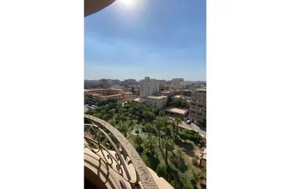 Apartment - 3 Bedrooms - 3 Bathrooms for sale in Al Shahid John Alias Gamal St. - Almazah - Heliopolis - Masr El Gedida - Cairo